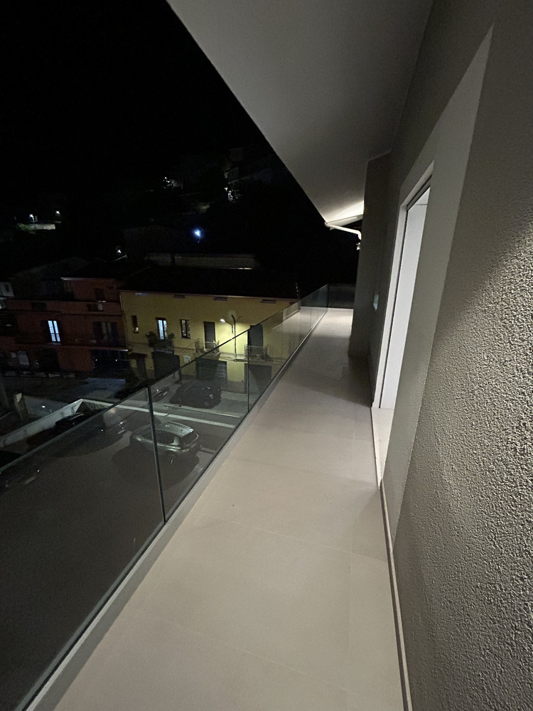 img2